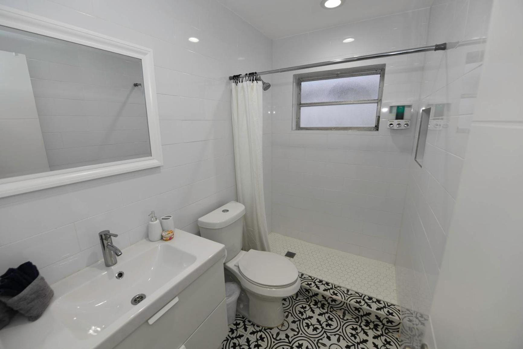 N61 Apartment ฮอลลีวูด ภายนอก รูปภาพ