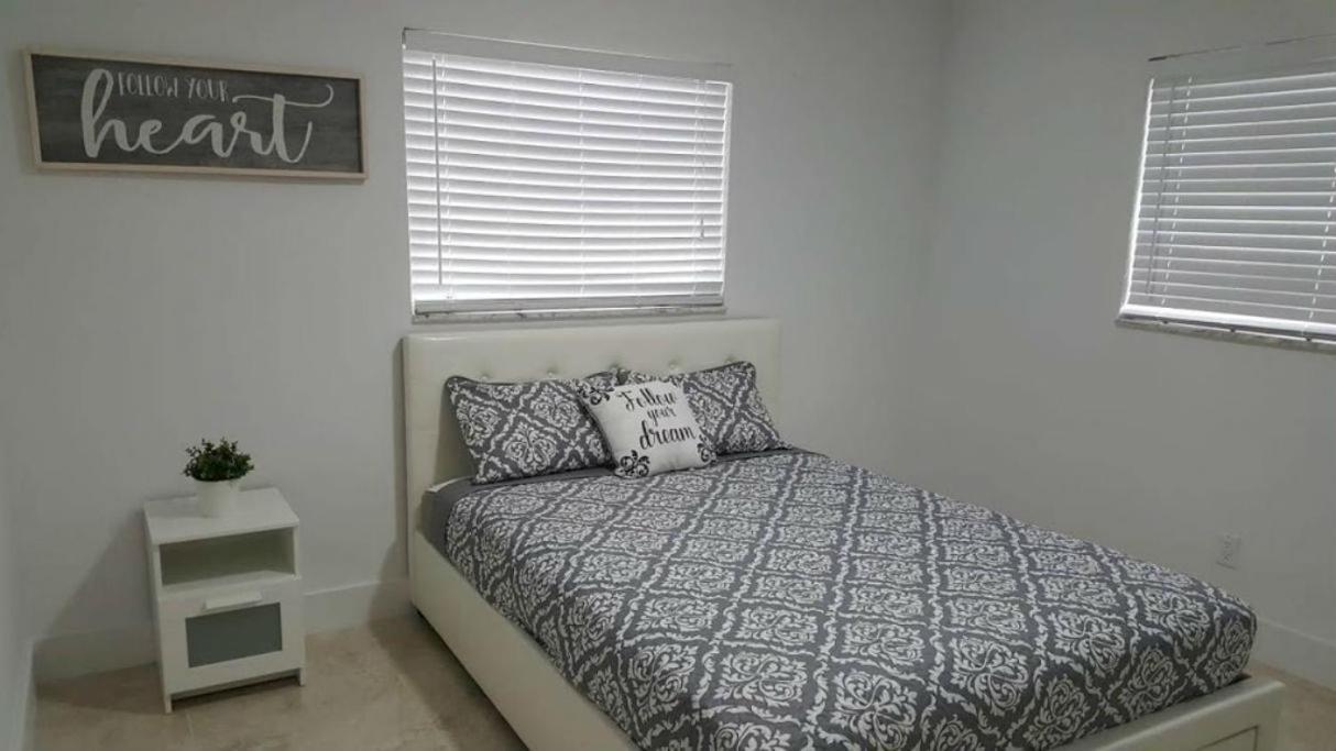 N61 Apartment ฮอลลีวูด ภายนอก รูปภาพ