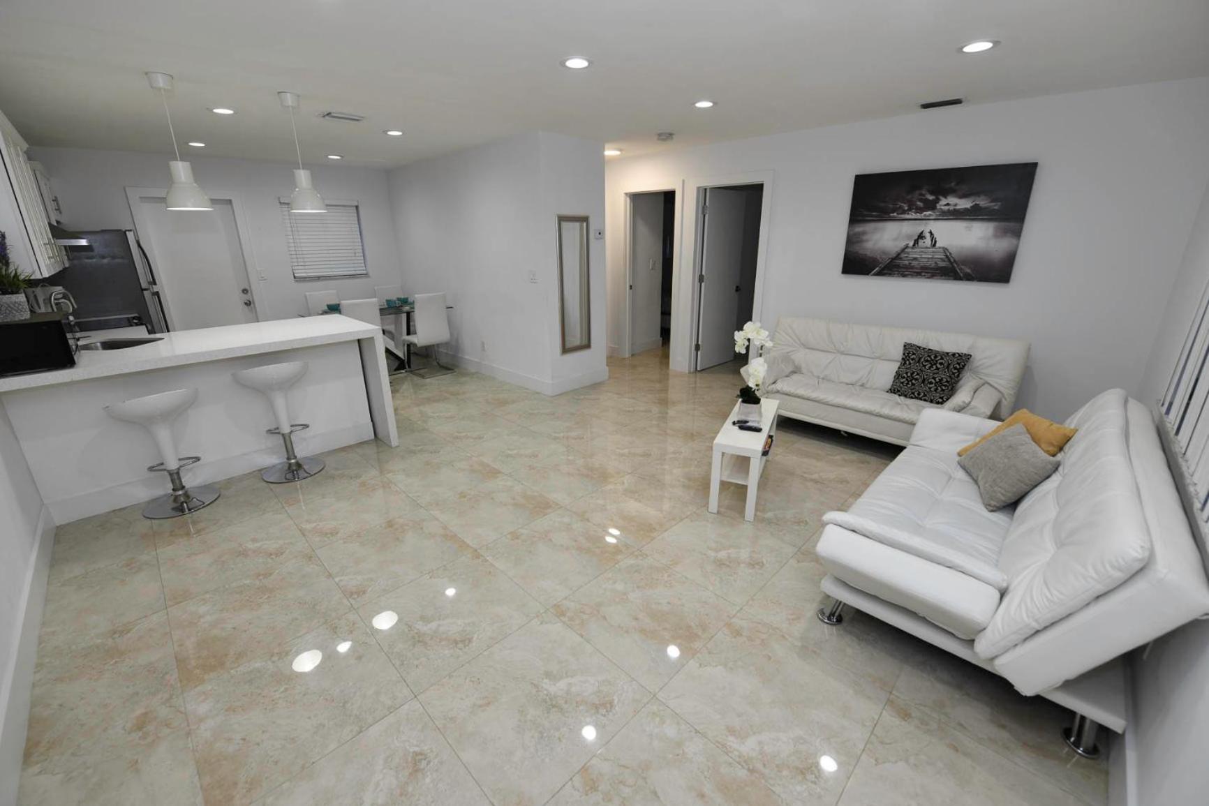 N61 Apartment ฮอลลีวูด ภายนอก รูปภาพ